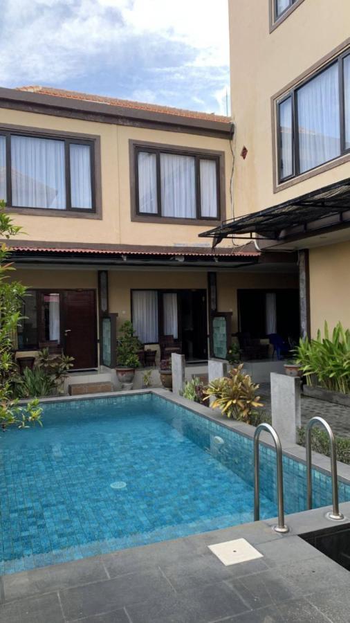 Taxa Uma Guest House Kuta Lombok Eksteriør billede